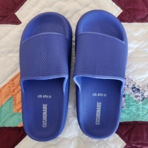 Cushionaire Blue Slide Sandals